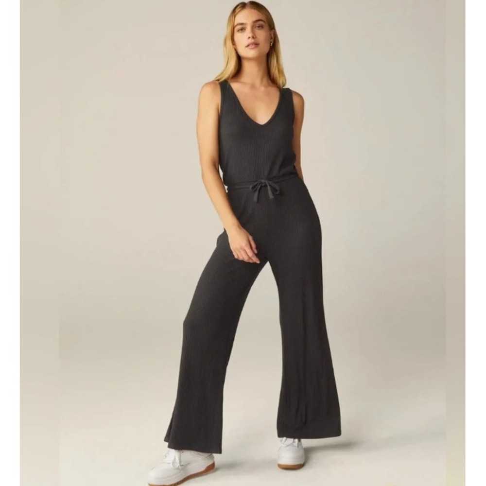 Beyond Yoga Jetsetter Jumpsuit Black Ribbed Wide Leg V-Neck Sleeveless Small